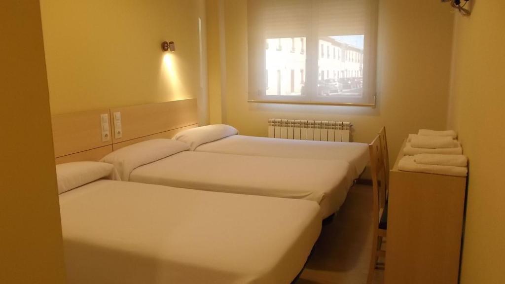 Hostal Europa 卡斯特洪 客房 照片