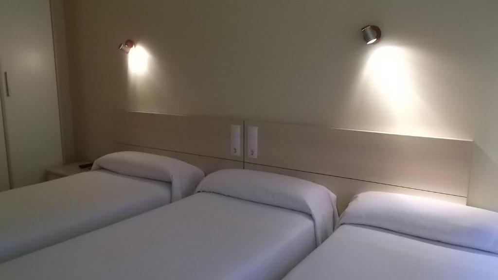 Hostal Europa 卡斯特洪 客房 照片
