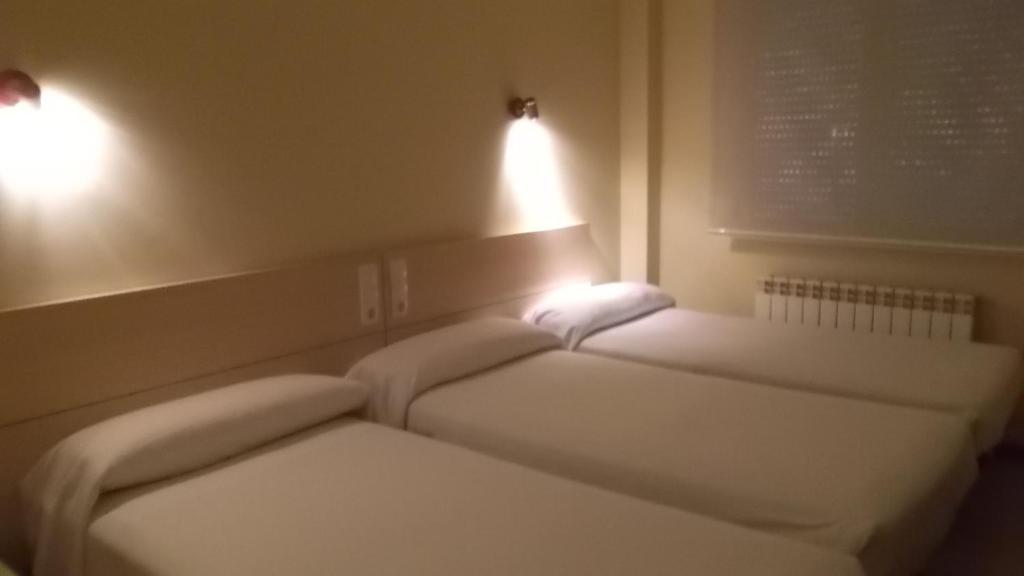 Hostal Europa 卡斯特洪 客房 照片